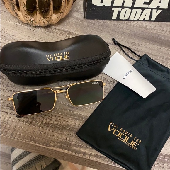 vogue rectangle sunglasses